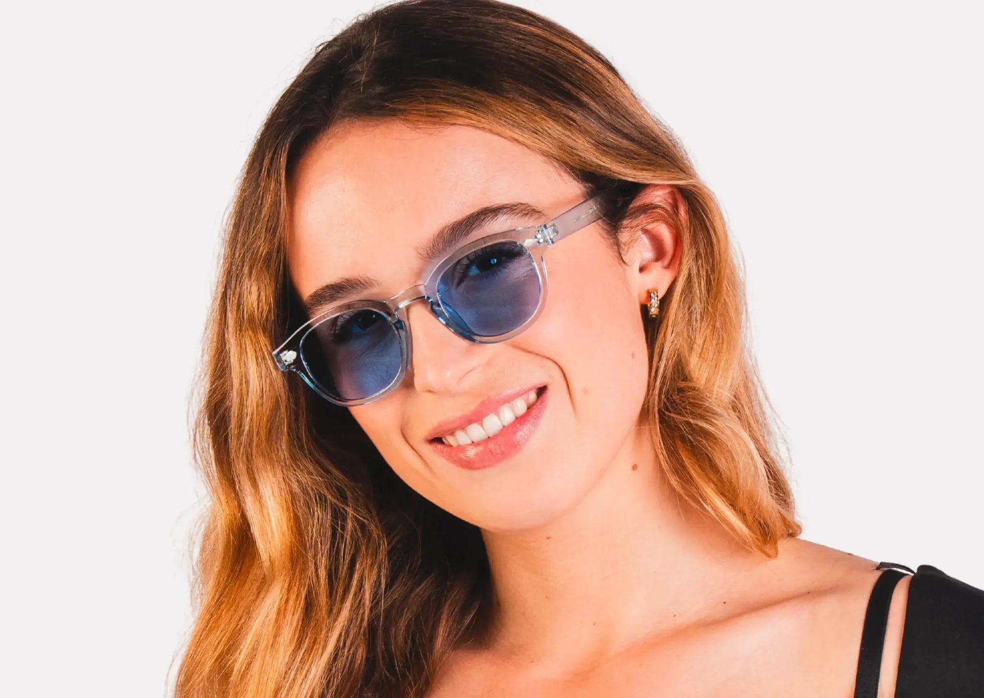 "Lunettes femme Transparente, verres bleus"