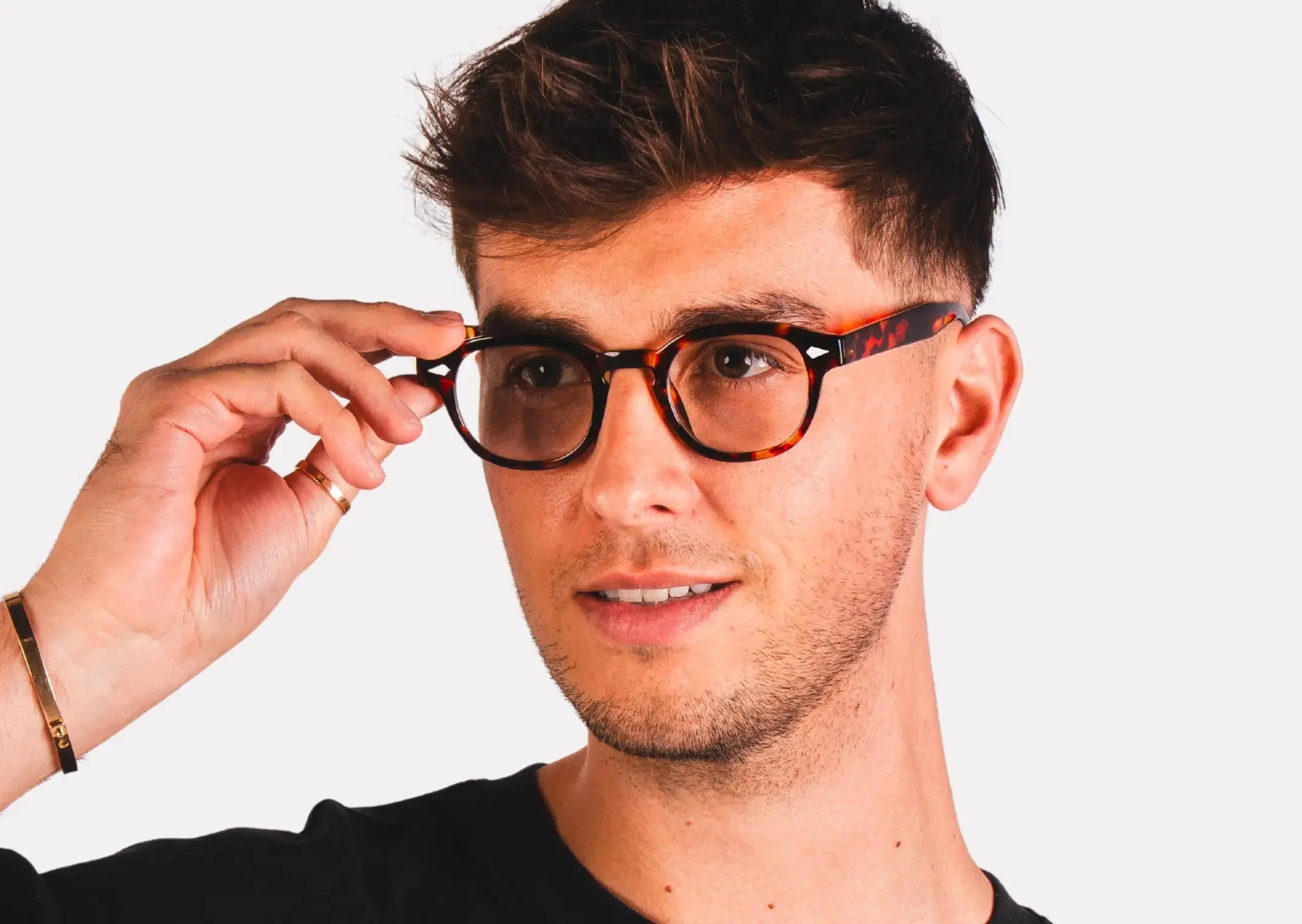 "Lunettes Homme Monture écaille de tortue et verres transparents"